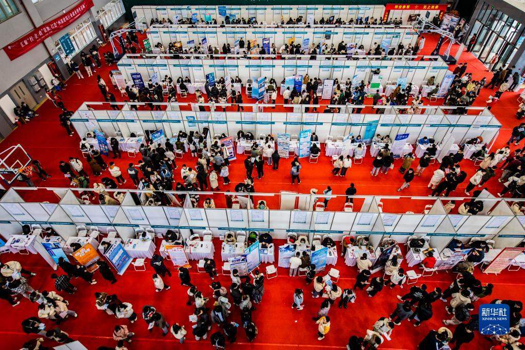 各部门各高校多举措促2023届高校毕业生更好就业