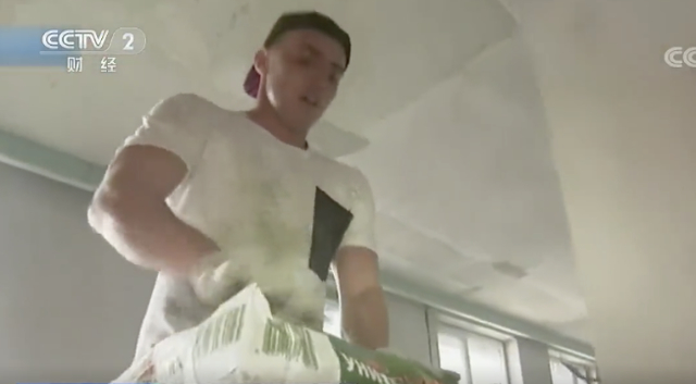 疫情|运动员兼职花样多！网球双打大满贯冠军当超市理货员