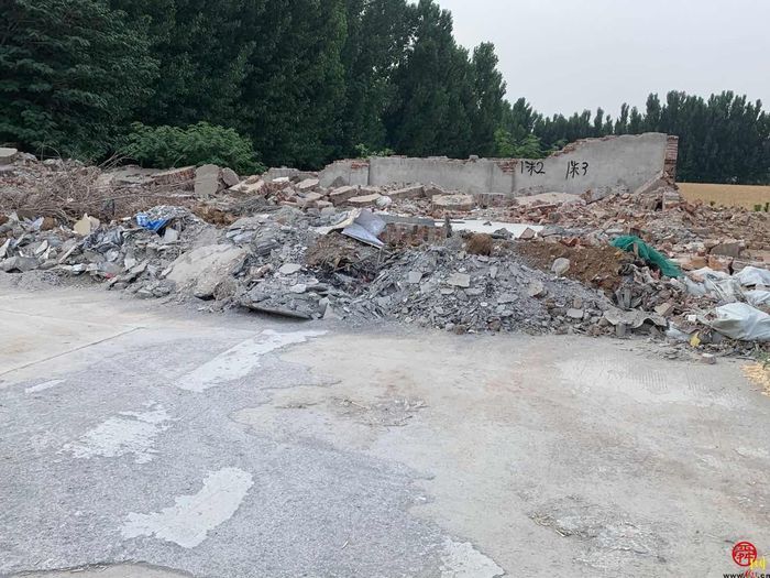 【啄木鸟在行动】章丘区大桥路附近渣土和建筑垃圾裸露