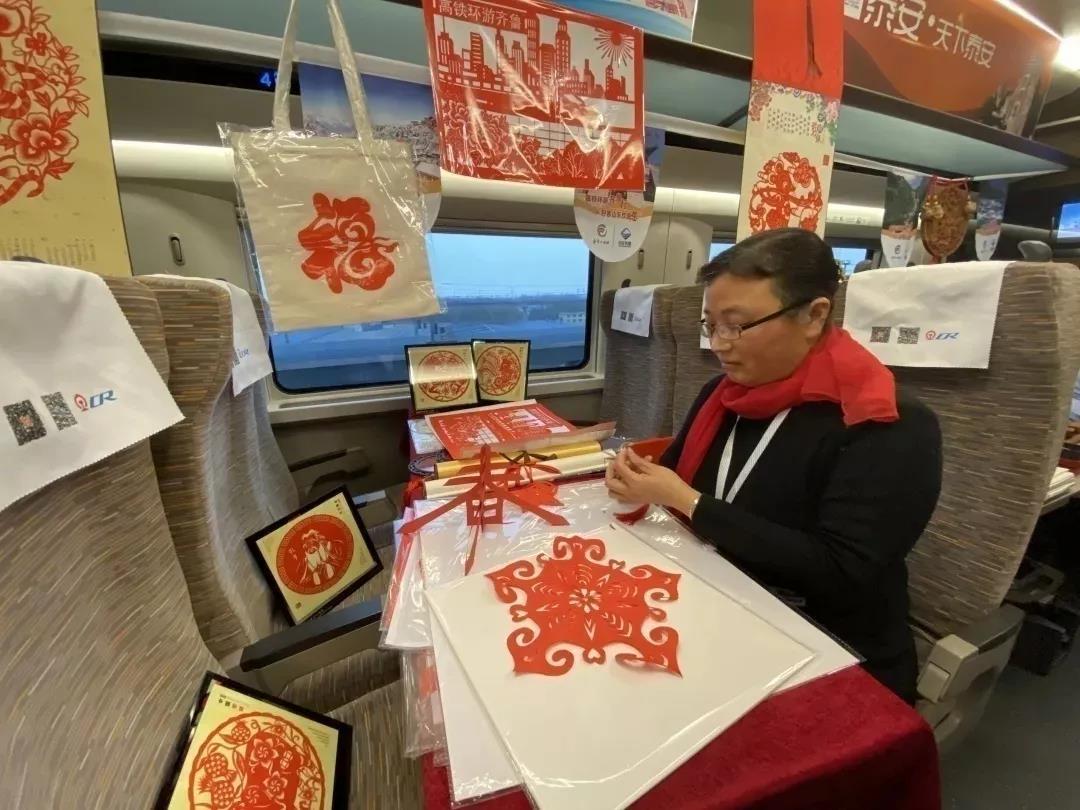 人民日报头版点赞：从济南到济南，高铁开进沂蒙山