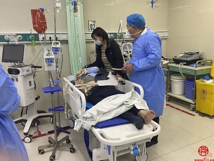 生命急救！济南市五院急诊科成功抢救一名心脏骤停患者