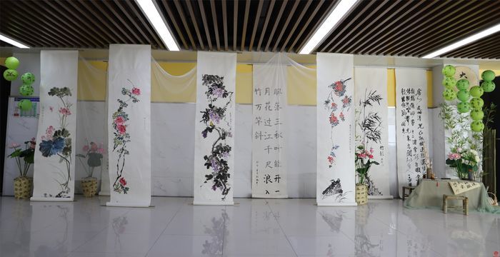 展望·四时 ——智轩学校“二十四节气”校园书画展