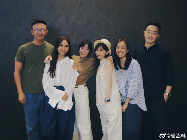 杨丞琳再晒好友庆生照 王心凌李佳颖出镜活力满满
