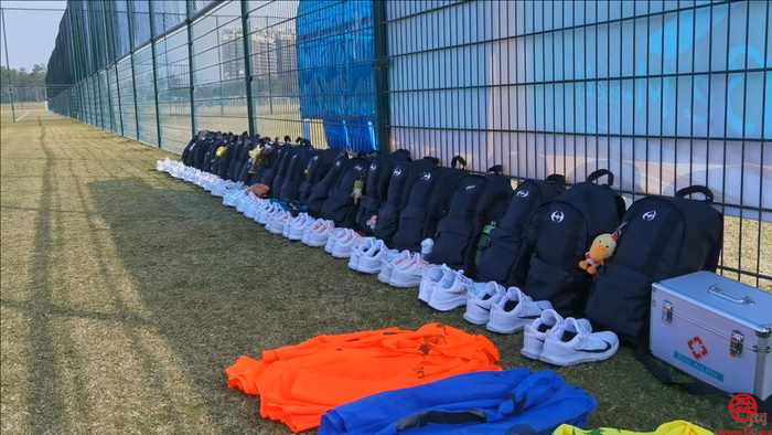 舜视频｜国庆特别策划—“少年强 中国强”历二女足“铿锵玫瑰”绽放世界之巅