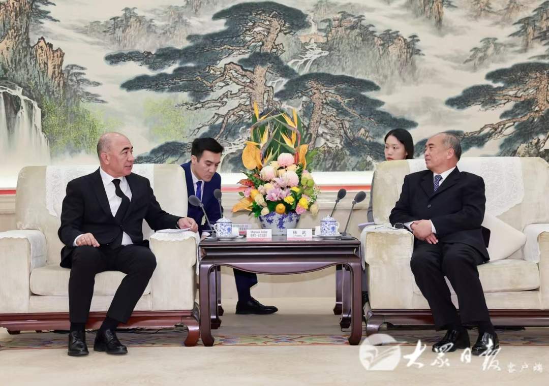 林武会见乌兹别克斯坦塔什干州州长米尔扎耶夫