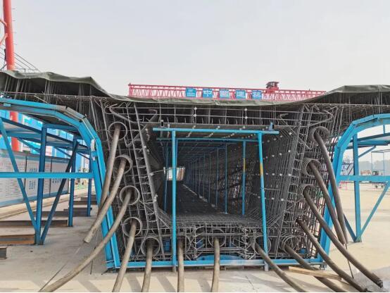 全线第一！郑济高铁（山东段）首榀箱梁开始浇筑