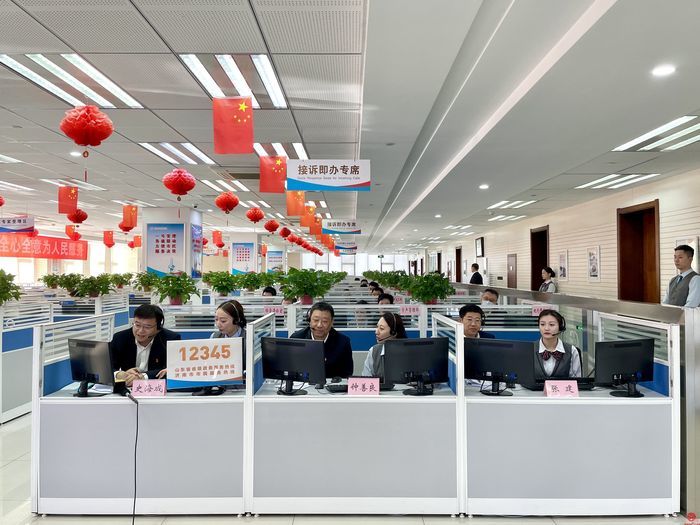 用“辛苦指数”换取“幸福指数” 济南城市建设集团到12345市民服务热线接听市民来电
