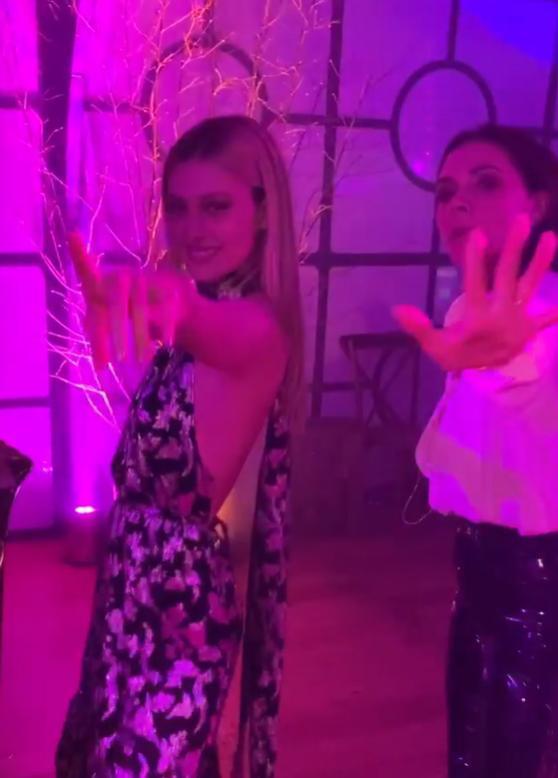 贝克汉姆21岁大子求婚成功|贝克汉姆21岁大子求婚成功！女友是超级富二代，天使面孔身材火辣