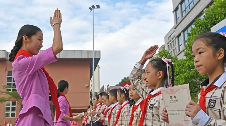 中国少年先锋队统计简报发布：全国共有少先队员11042.5万名！