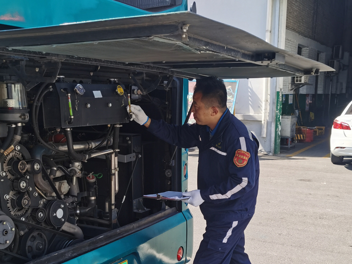 济南公交国庆假期营运班次约26.3万班，客运量约556万人次