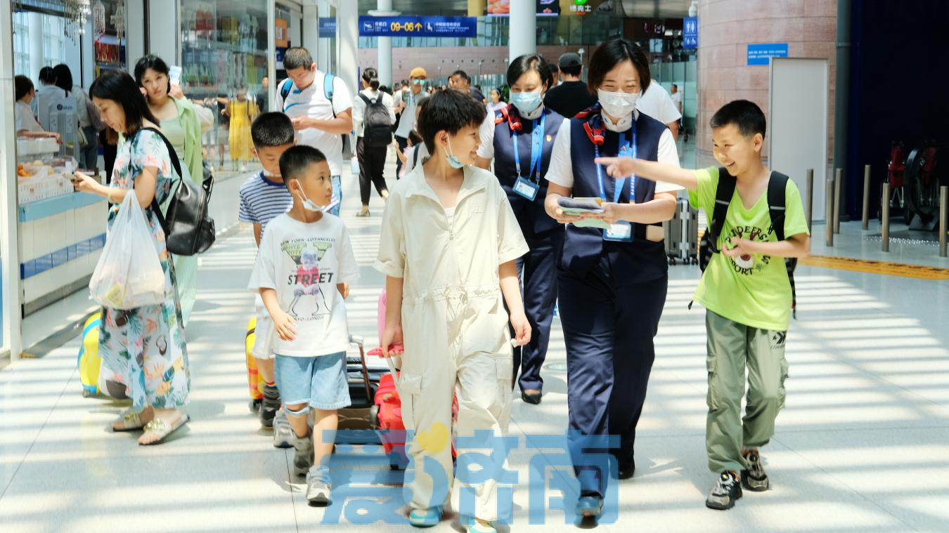 暑运收官！山东机场客流达历史最高水平，总吞吐量近750万人次