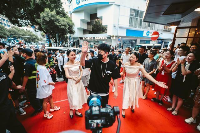 火锅店|陈赫火锅店翻车！食客视频爆料吃出三条蠕动的虫