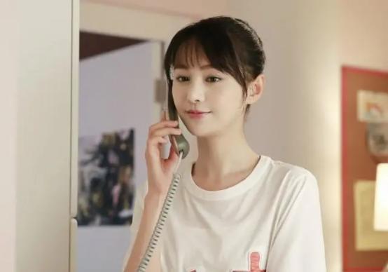 郑爽高价卖旧手机,买家吐槽|根本不能用!郑爽高价卖旧手机 买家吐槽 真是在作死的边缘不断试探