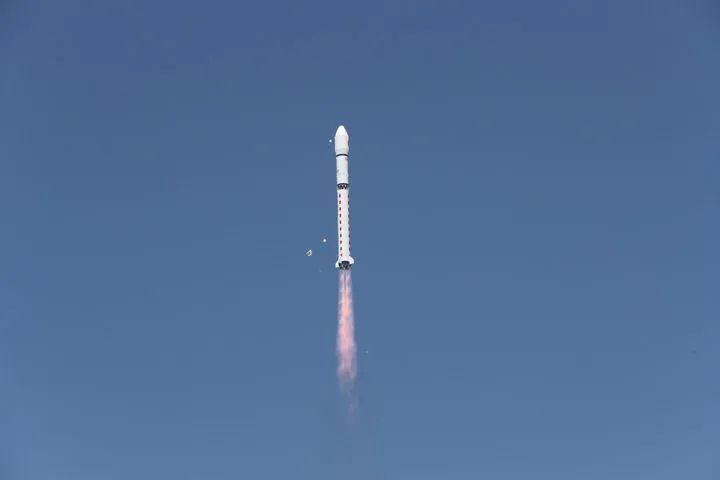 一箭五星！成功发射！