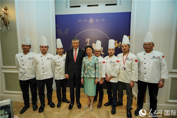 第二届“欢乐春节——行走的年夜饭”活动在伦敦举办