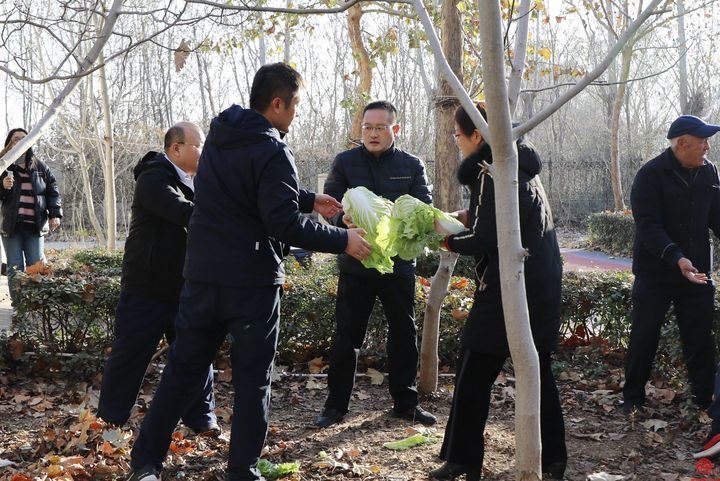 “暖冬行动” ，让爱持续“+温”！——区新联会圣井街道分会开展走访慰问活动