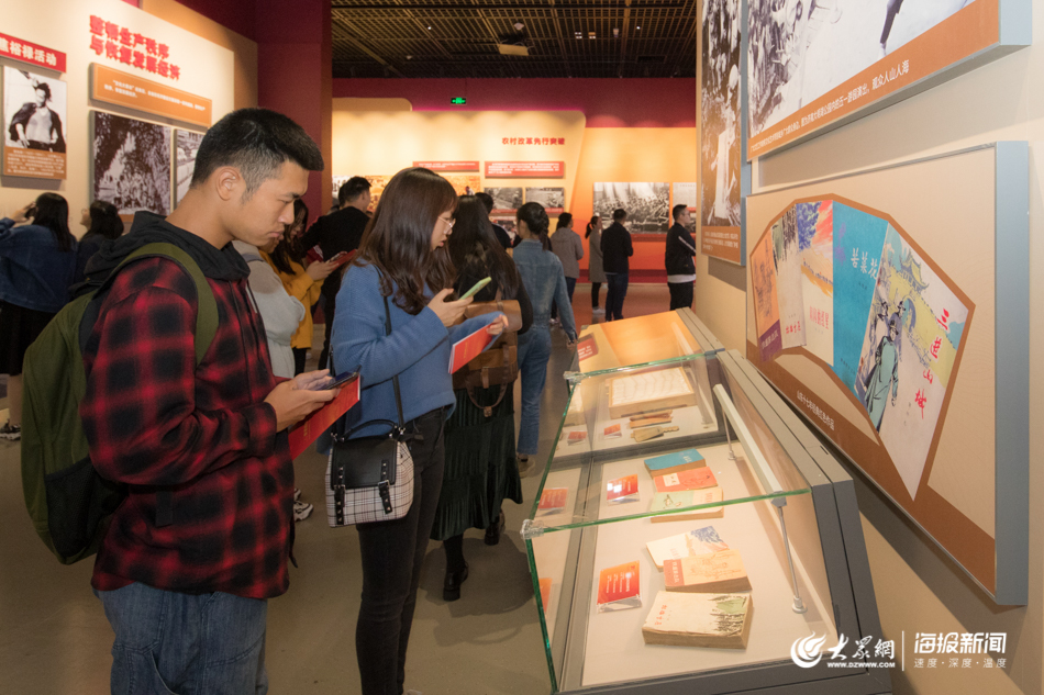 “奋进的山东”70周年成就展热度不减，观展市民络绎不绝