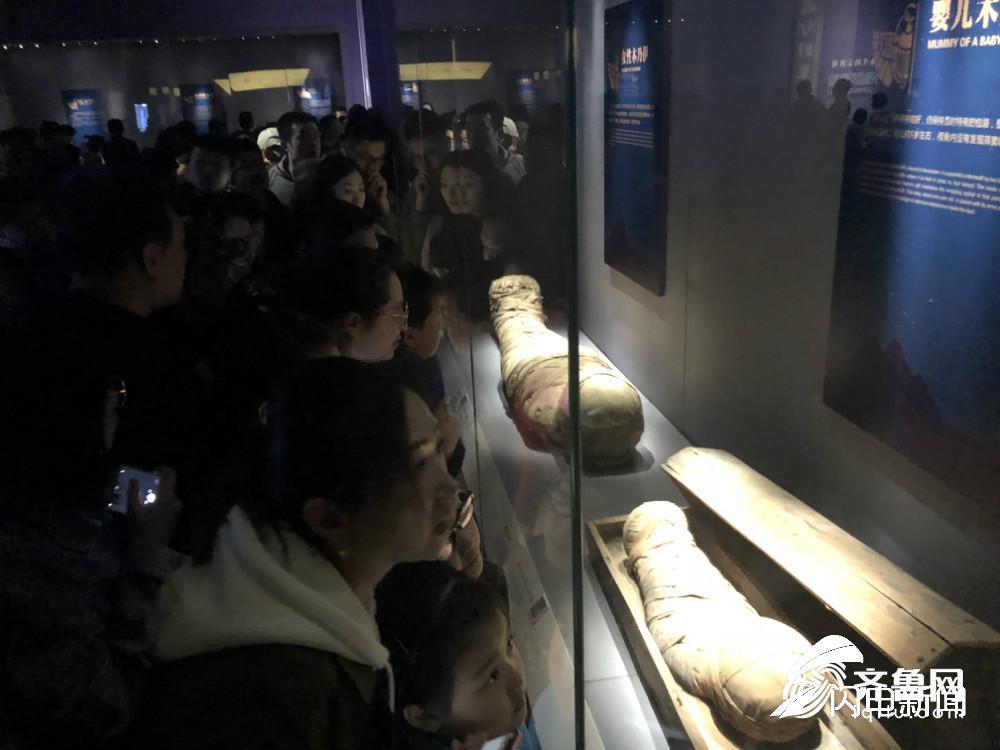 
组图：埃及木乃伊来山东博物馆了！ 100件文物管窥神秘古文明