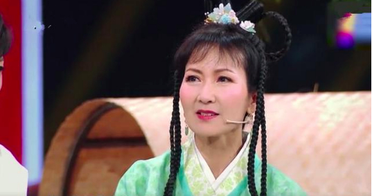 叶童出演许仙母亲什么梗？还有这种操作？