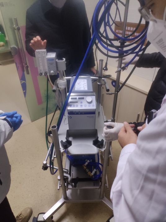 同心抗疫，山东第一医科大学附属省立医院向湖北援助一台ECMO