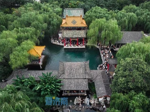 文明旅游成为泉城暑期最美“风景”