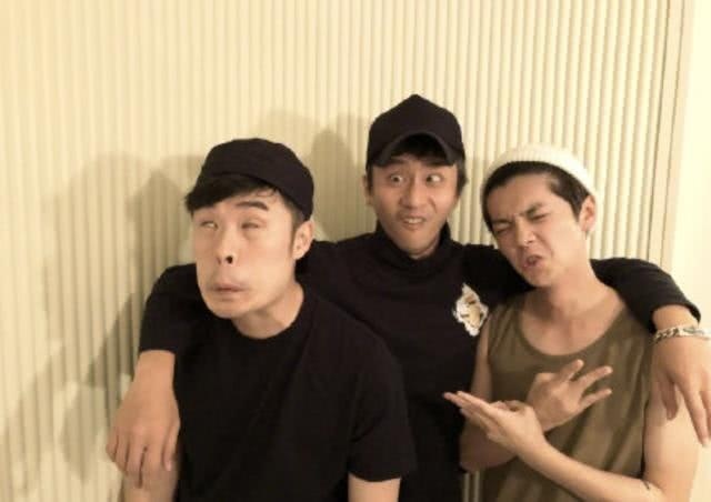 陈赫鹿晗邓超聚餐再晒丑图 三兄弟镜头前毫无偶像包袱