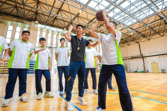 济阳闻韶中学打造有教育情怀的强大师资