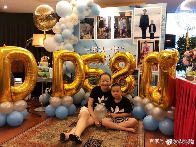 宋丹丹60岁生日宴众星云集|【正式退休】宋丹丹60岁生日宴众星云集 亲儿子巴图竟然没坐C位