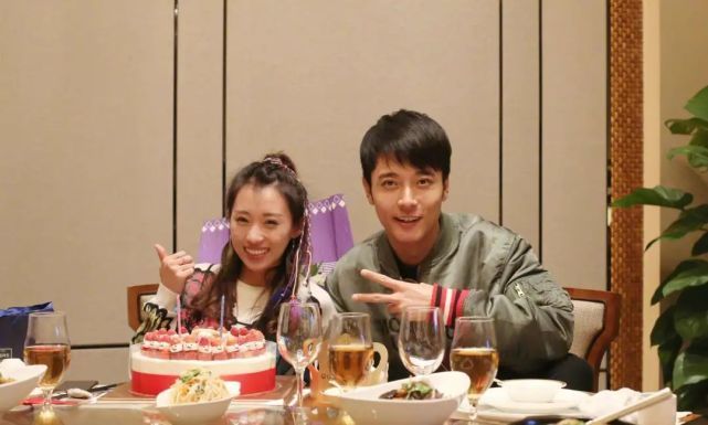 张丹峰|毕滢维权获赔2.3万，想自证清白“小三”之名却摘不掉