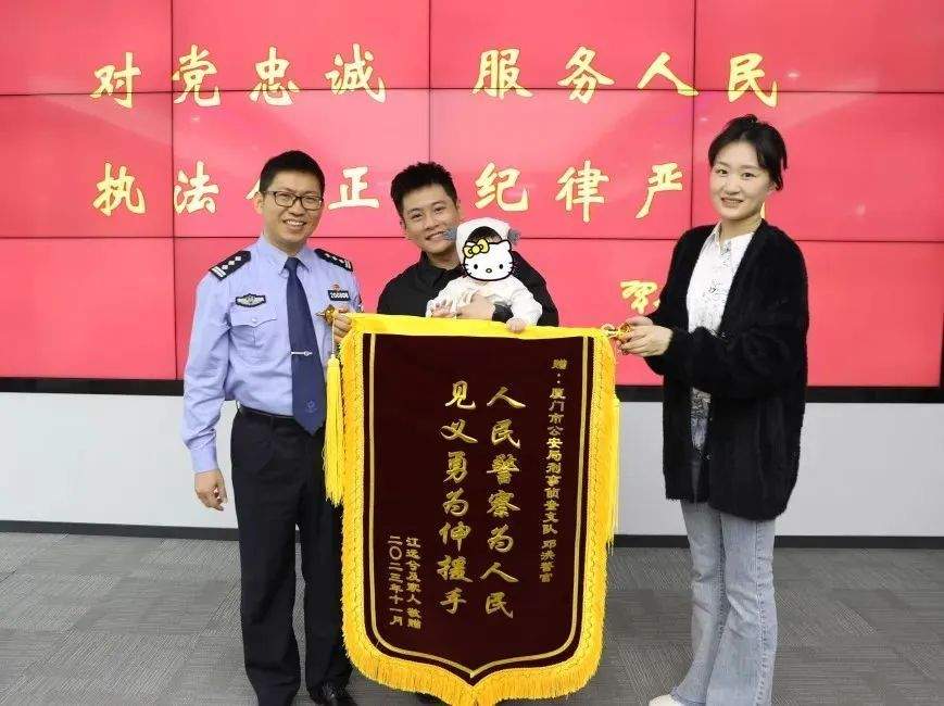 惊魂363秒！所有人都在盼着孩子哭出来