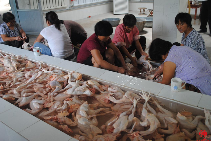 百年传承的山东非遗——翟庄瘸把烧鸡