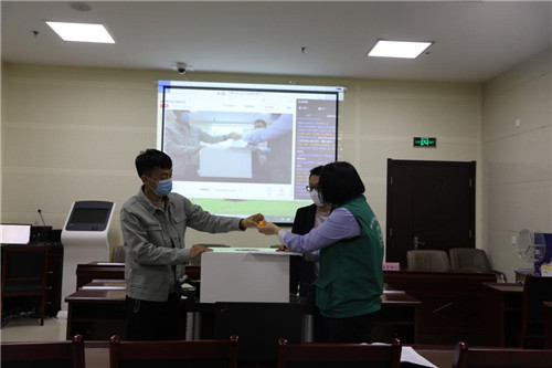 业务“不打烊”  开标 “不见面”