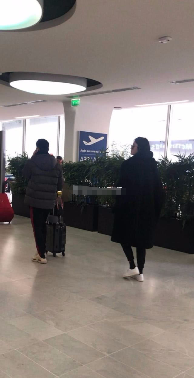 何猷君带奚梦瑶见家长 陪四太吃饭相谈甚欢 嫁入豪门指日可待