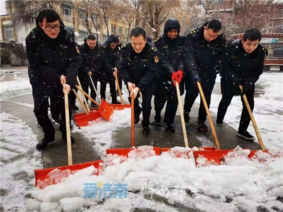 雪情就是命令丨守护安全，济南各级各部门奋斗在现场