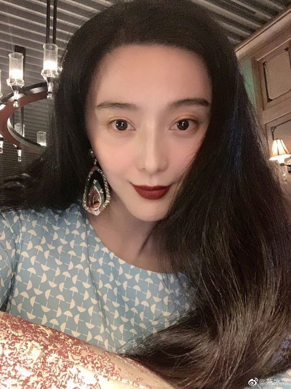 生日|范冰冰疑似有新恋情？秀价值2200万钻戒壕无人道