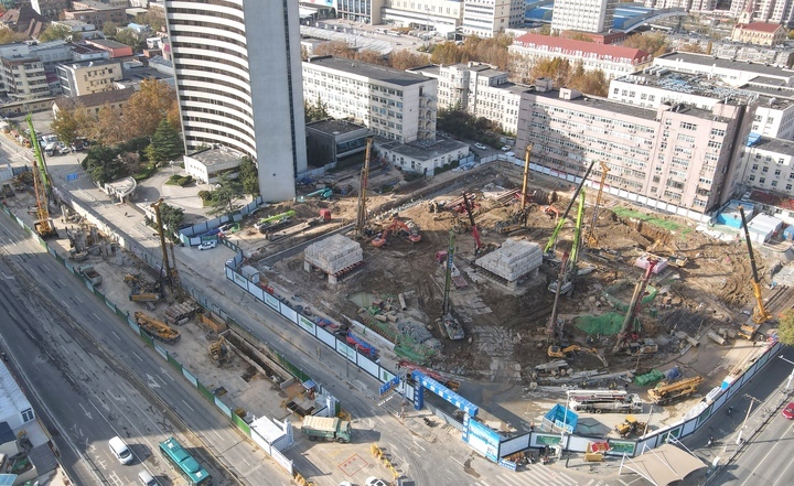 坚持“三不停”保障“三不断” 济南市重点项目生产建设蹄疾步稳