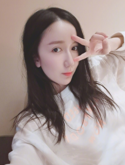 娄艺潇观战CBA是什么情况?怎么回事?终于真相了,原来是这样!