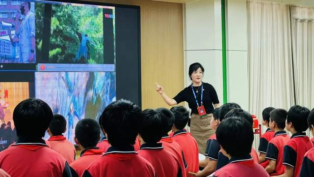 济南中学携手商河龙桑寺镇共享城乡资源