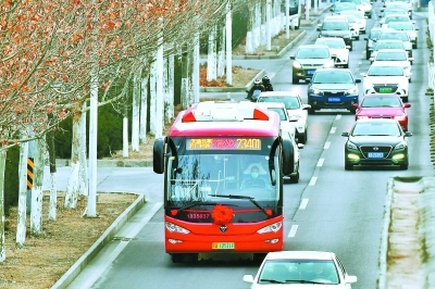 北京：164条“复工定制公交”昨开行 满载率不超50%