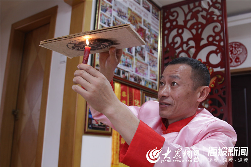 这就是山东丨剪纸大师朱曼华：一把剪刀剪出一个翩翩世界