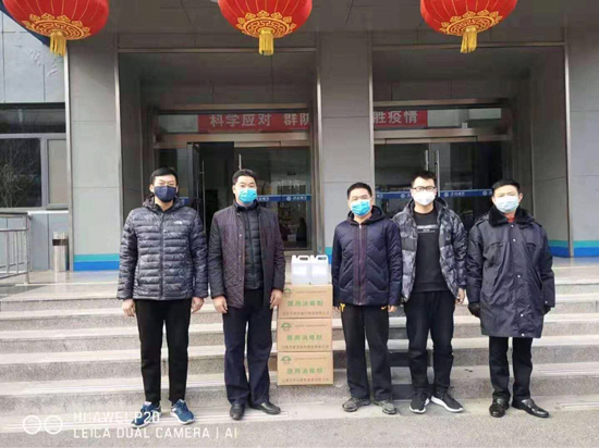 党旗飘扬——发扬城管精神，贡献城管力量！