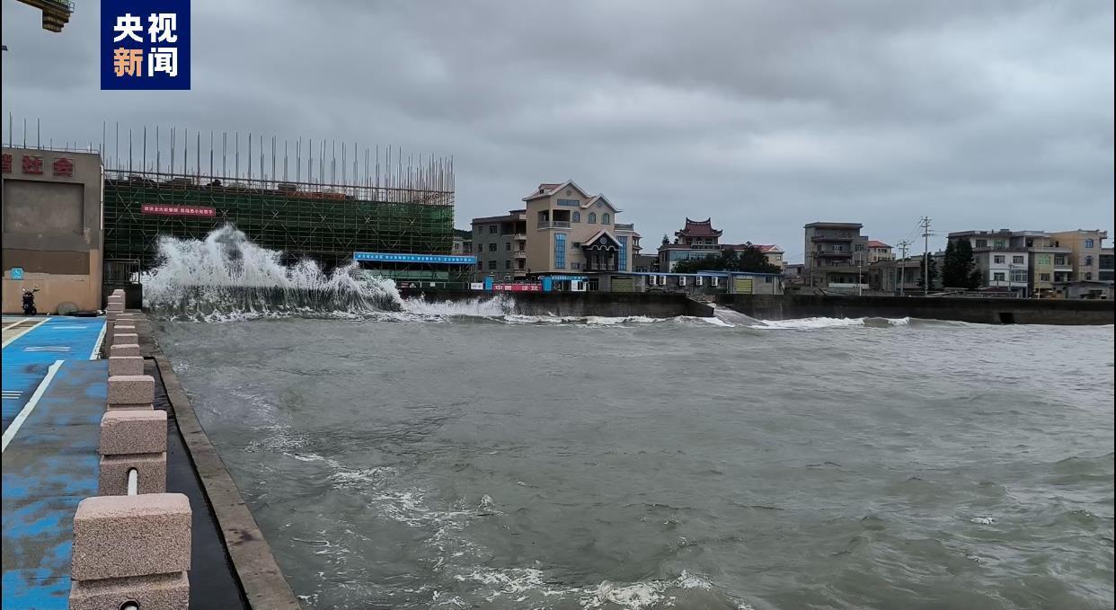 防御台风“苏拉” 福建转移危险区域群众16万多人