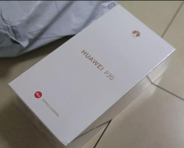 【提醒】男子顺手偷走小区双11快递，定睛一看却不敢拆了…