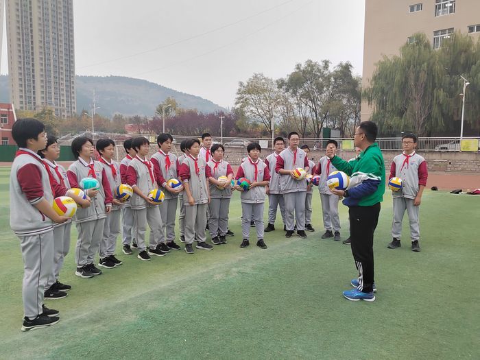 教师特长、学生特点助力高新区这所学校的社团活动更加精彩