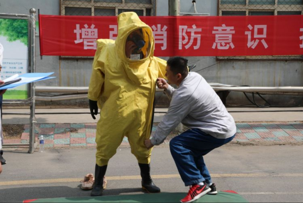 实景演练 实地整改 深入基层——济南市“安全生产月”走向深入