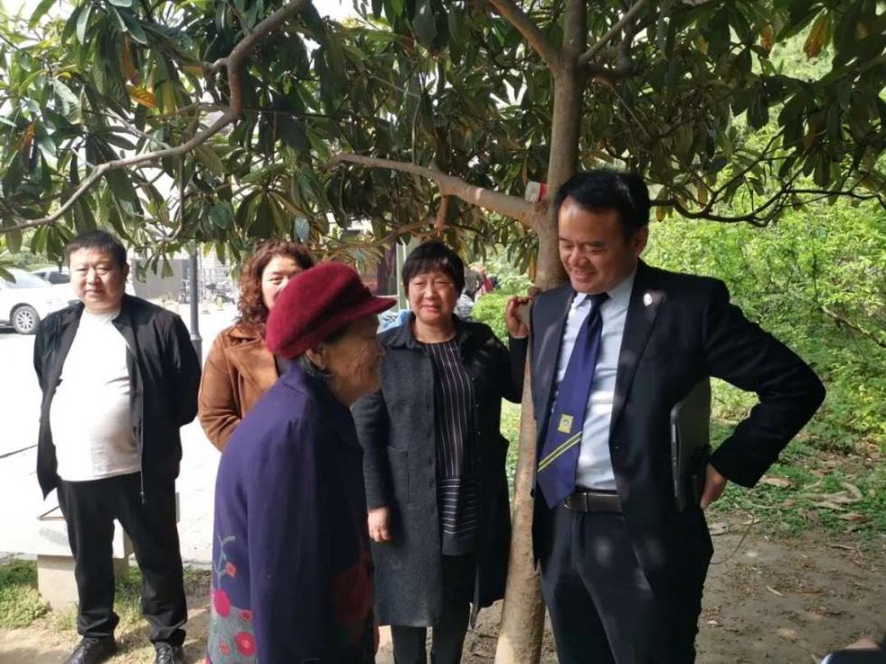 河南伤妻案男子无罪记：坐牢15年持续申诉，叹“春天来了”