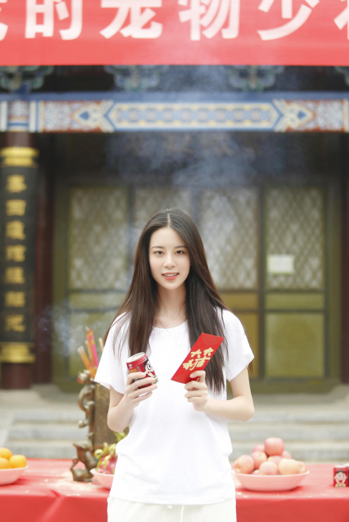 《我的宠物少将军》开机 孙熹之饰犬系治愈暖男