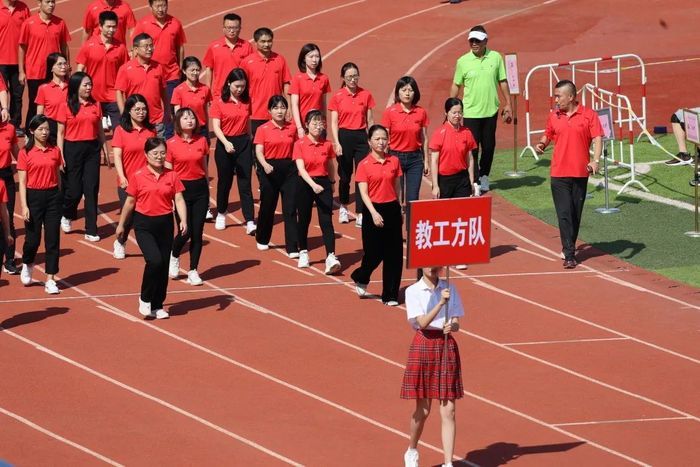 奔跑吧少年济南外国语学校2021年秋季运动会隆重开幕