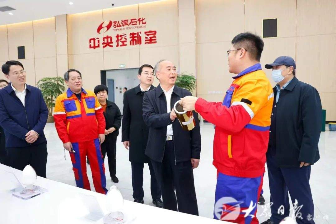 林武在潍坊调研时强调：加快推进产业转型升级 坚定不移推动绿色低碳高质量发展