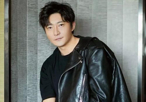 文旅局回应郭京飞王珞丹坐雕塑|文旅局回应郭京飞王珞丹坐雕塑是怎么回事？具体什么情况？说了什么？